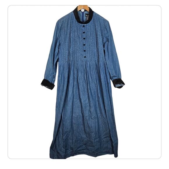 Vintage Positive Attitude Denim Pleated Maxi Dress with Velvet detail - Picture 1 of 7